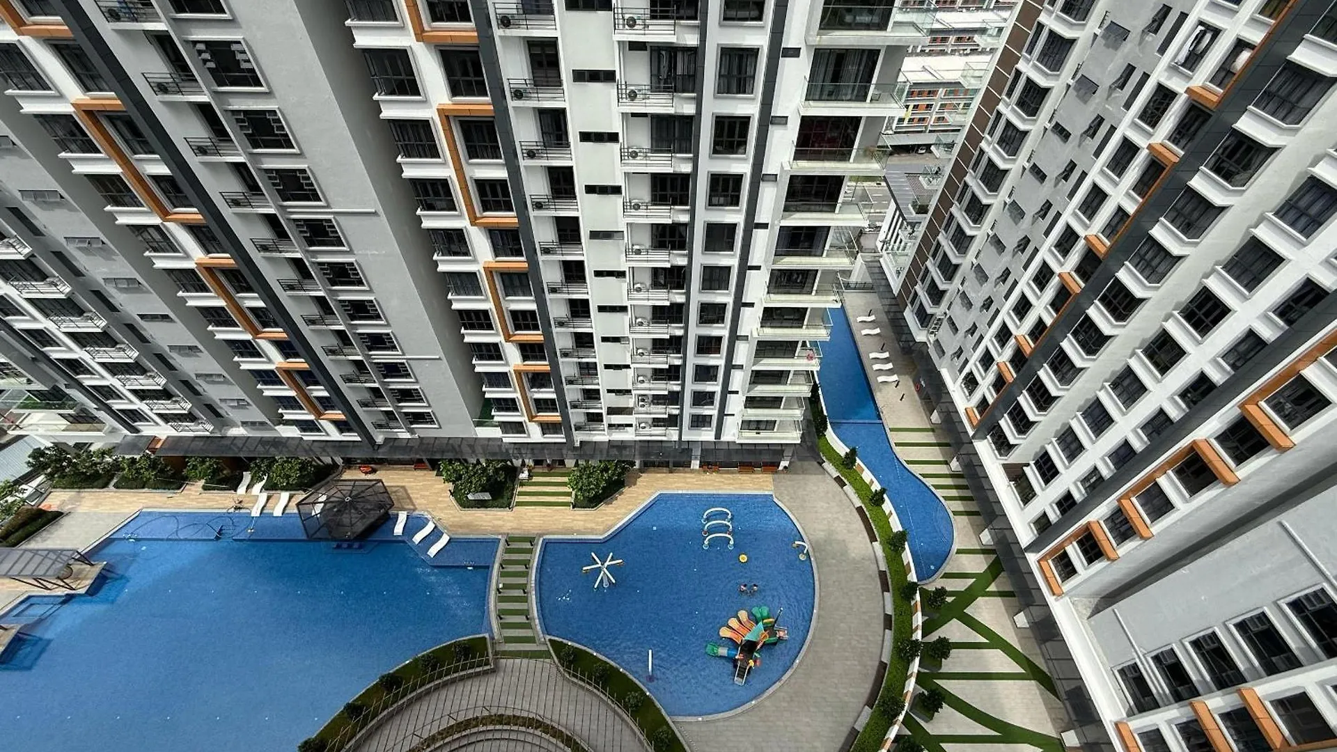 K Avenue By 8Avenue Apartment Donggongon